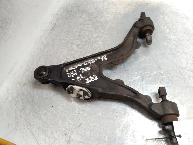 Recambio de brazo suspension inferior delantero izquierdo para volvo c70 coupe 2.3 turbo cat referencia OEM IAM   