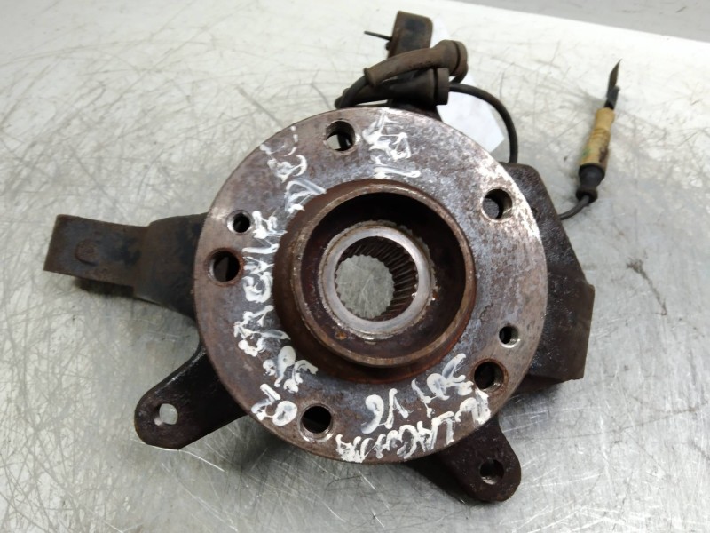 Recambio de mangueta delantera izquierda para renault laguna ii (bg0) dynamique referencia OEM IAM   