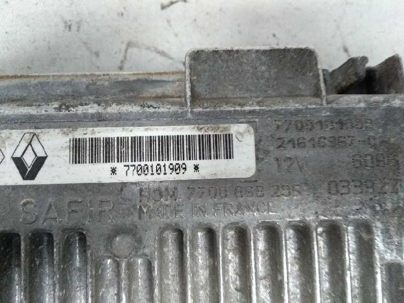 Recambio de centralita motor uce para renault clio ii fase i (b/cbo) referencia OEM IAM 7700101909 HOM7700868295 216169670 Recambio de centralita motor uce para renault clio ii fase i (b/cbo) referencia OEM IAM 7700101909 HOM7700868295 216169670