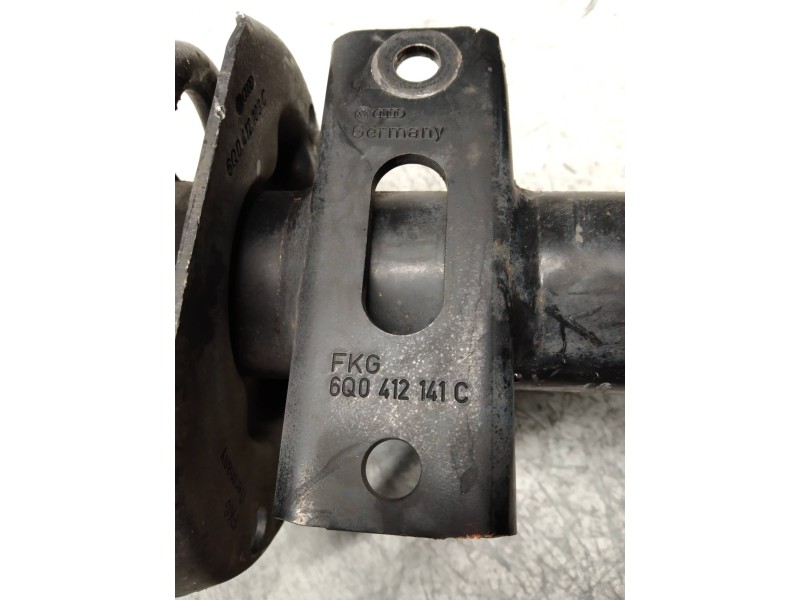 Recambio de amortiguador delantero izquierdo para volkswagen polo (6r1) advance referencia OEM IAM 6Q0412141C  