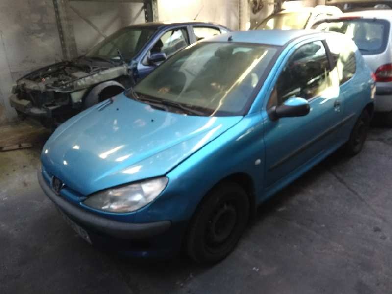 peugeot 206 berlina del año 1999
