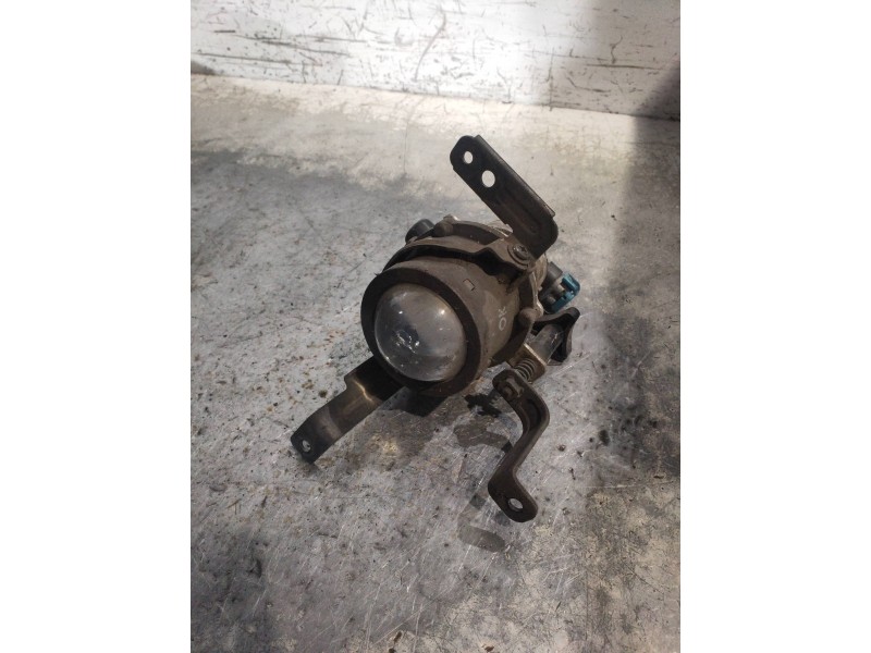 Recambio de faro antiniebla izquierdo para kia cee´d active referencia OEM IAM   