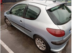 peugeot 206 berlina del año 2001 2