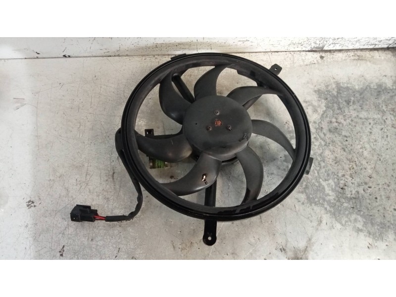 Recambio de electroventilador para mini countryman (r60) one d referencia OEM IAM 0130303027 1742850999003 