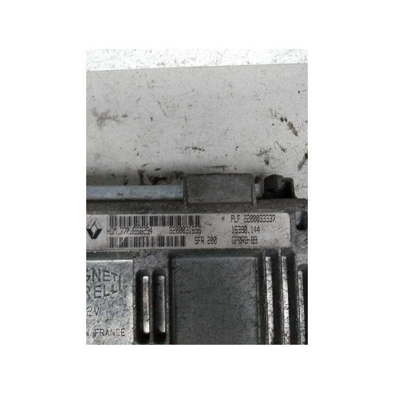 Recambio de centralita motor uce para renault clio ii fase i (b/cbo) 1.2 referencia OEM IAM 8200033337 HOM7700868294 8200031656
