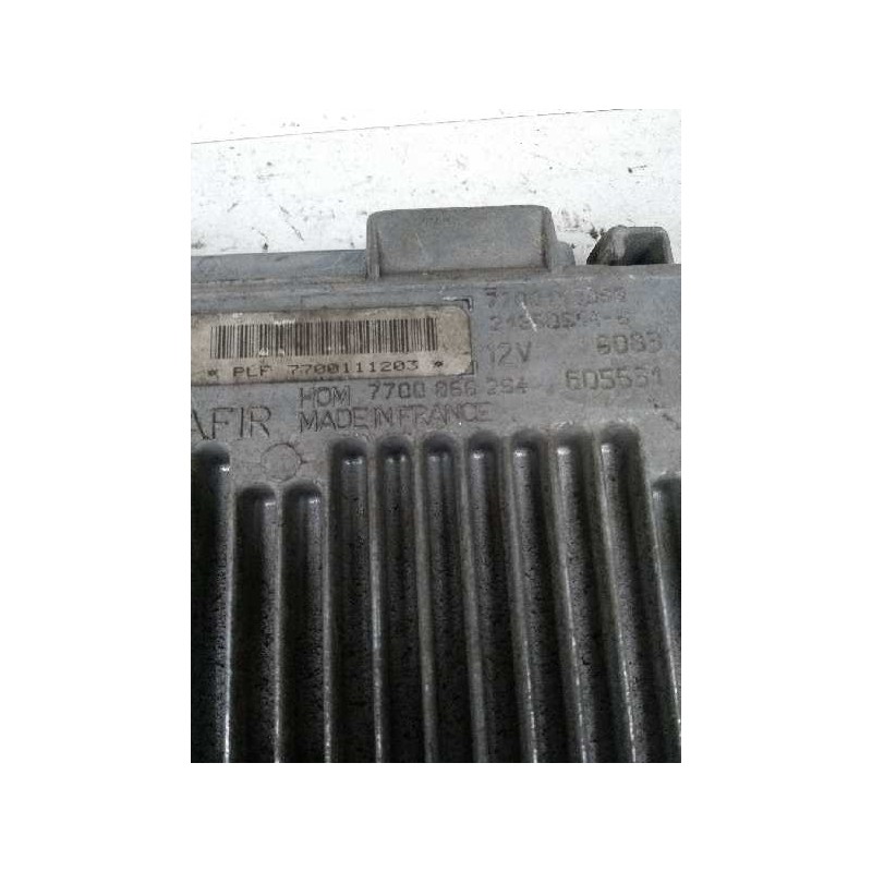 Recambio de centralita motor uce para renault clio ii fase i (b/cbo) 1.2 referencia OEM IAM 7700111203 HOM7700868294 216505149