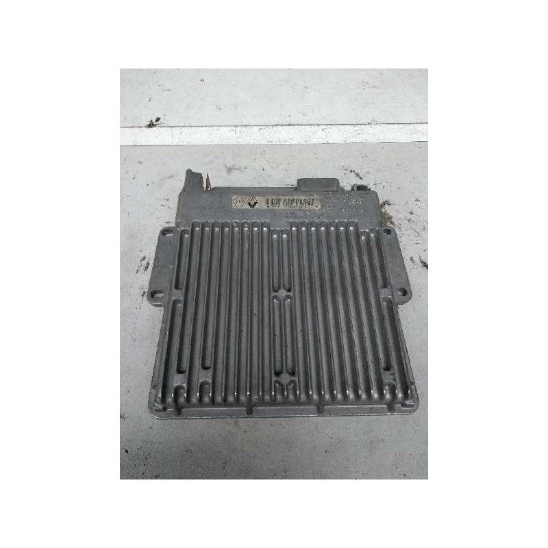 Recambio de centralita motor uce para renault clio i fase i+ii (b/c57) referencia OEM IAM 7700110427 HOM7700868294 216504080