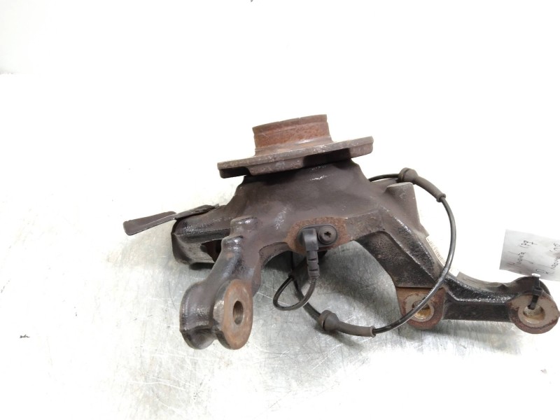 Recambio de mangueta delantera izquierda para renault laguna iii expression referencia OEM IAM   