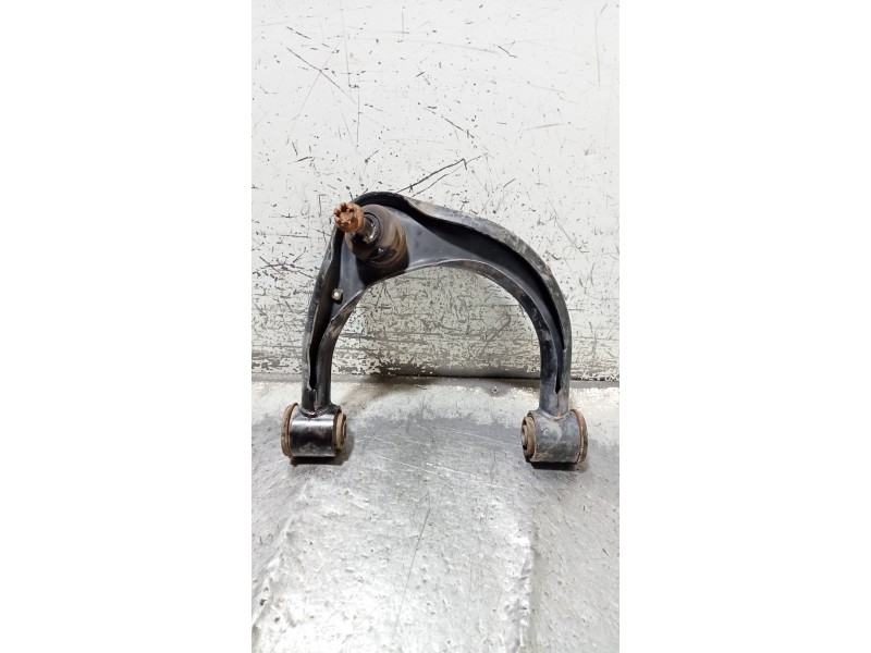 Recambio de brazo suspension superior delantero derecho para toyota land cruiser (j15) basis referencia OEM IAM   