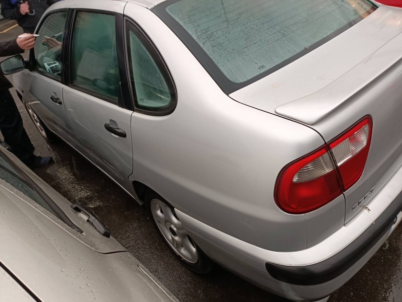 seat cordoba berlina (6k2) del año 2000 seat cordoba berlina (6k2) del año 2000