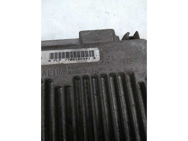 Recambio de centralita motor uce para renault clio i fase i+ii (b/c57) 1.2 referencia OEM IAM 7700104481 HOM7700868295 216234274