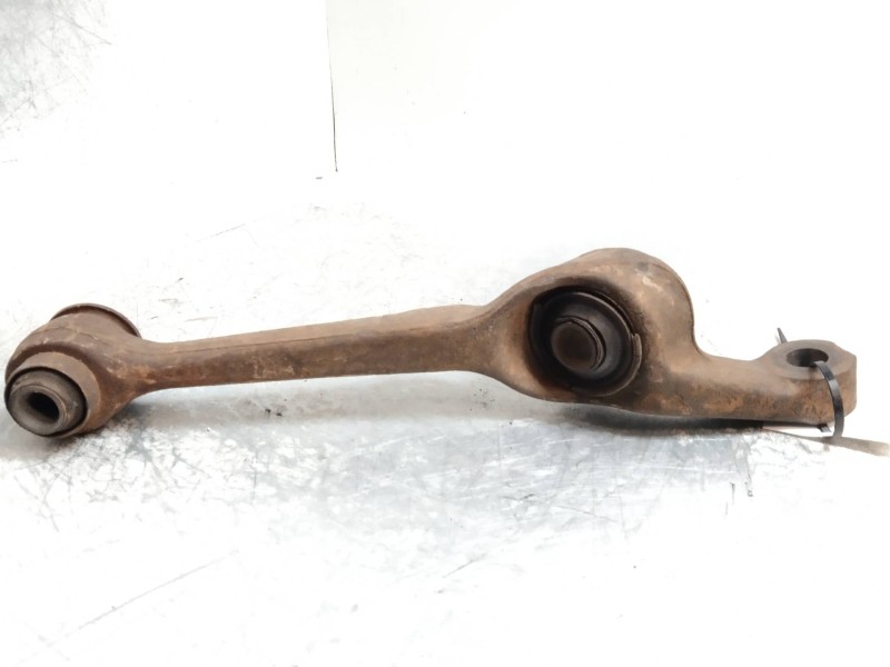 Recambio de brazo suspension inferior delantero derecho para volvo serie 940 berlina/familiar 2.4 td berlina referencia OEM IAM 