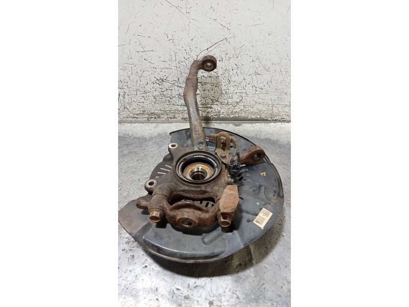 Recambio de mangueta delantera izquierda para toyota land cruiser (j15) basis referencia OEM IAM   