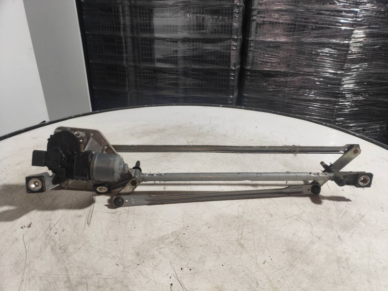 Recambio de motor limpia delantero para ford kuga (cbv) titanium referencia OEM IAM 0390243067 8V4117508AB 8V4117504AD 339702136