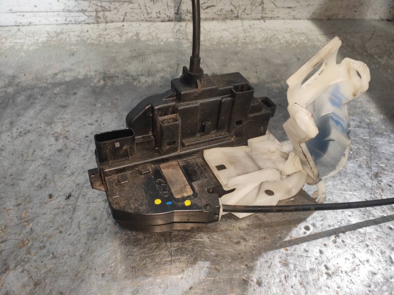 Recambio de motor cierre centralizado trasero izquierdo para kia cee´d active referencia OEM IAM   