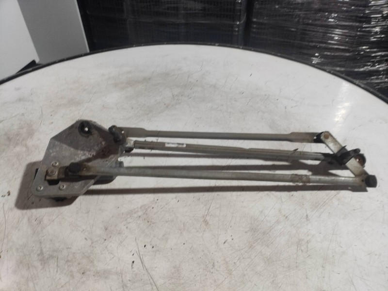 Recambio de motor limpia delantero para ford kuga (cbv) titanium referencia OEM IAM 0390243067 8V4117508AB 8V4117504AD 339702136