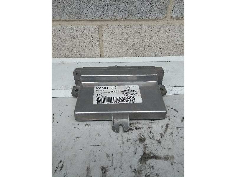 Recambio de centralita motor uce para renault 19 (b/c/l53) 1.4 gts referencia OEM IAM 7700861446 HOM7700861413 BFMB 16170612 Recambio de centralita motor uce para renault 19 (b/c/l53) 1.4 gts referencia OEM IAM 7700861446 HOM7700861413 BFMB 16170612