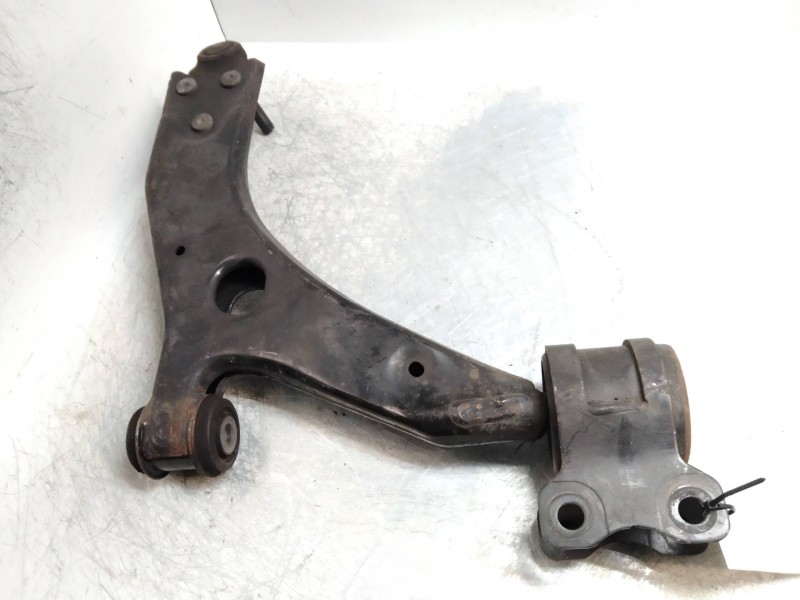 Recambio de brazo suspension inferior delantero izquierdo para volvo s40 berlina 2.0 diesel cat referencia OEM IAM   