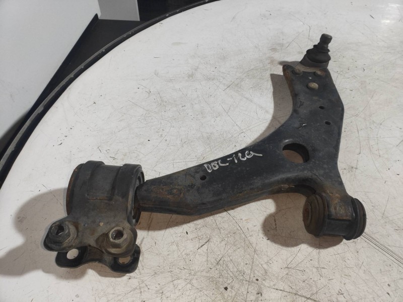 Recambio de brazo suspension inferior delantero izquierdo para ford kuga (cbv) titanium referencia OEM IAM   