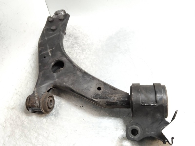 Recambio de brazo suspension inferior delantero izquierdo para volvo s40 berlina 1.8 kinetic referencia OEM IAM   