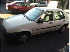 ford fiesta berlina del año 1996