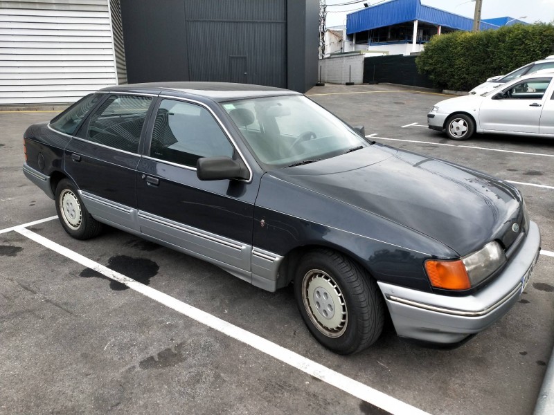 ford scorpio del año 1985