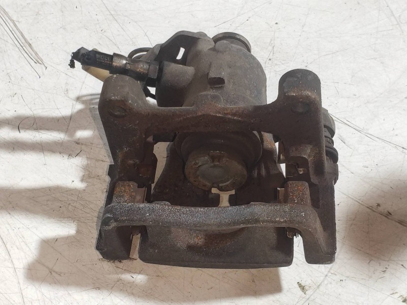 Recambio de pinza freno trasera derecha para ford kuga (cbv) titanium referencia OEM IAM   
