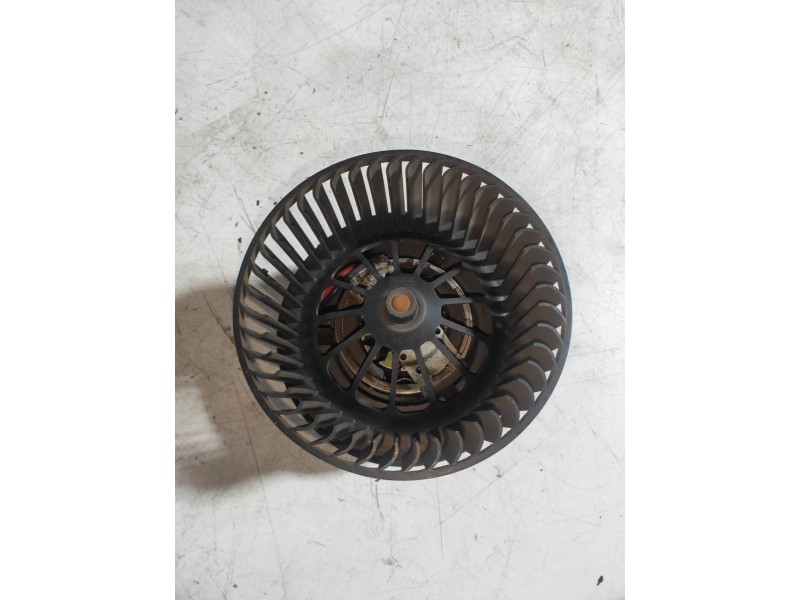 Recambio de motor calefaccion para ford kuga (cbv) titanium referencia OEM IAM 6G9T18456AA  