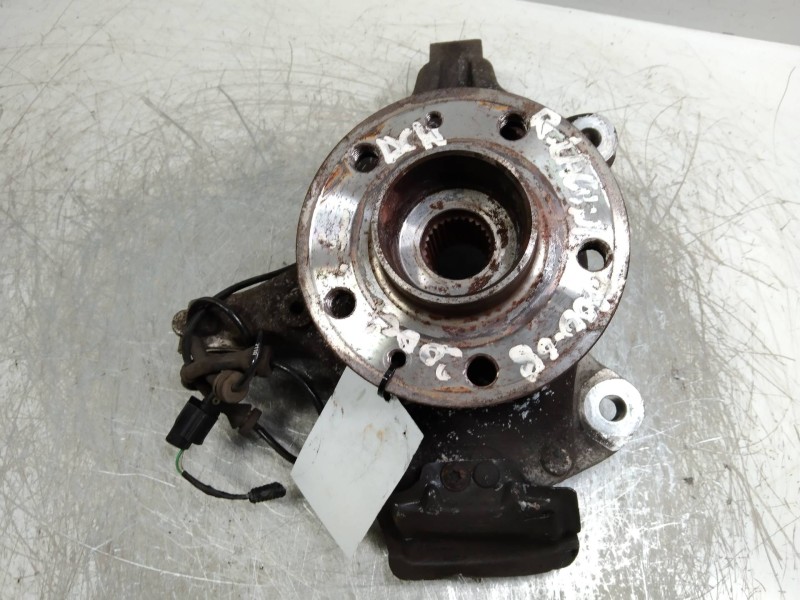 Recambio de mangueta delantera derecha para renault laguna iii 2.0 dci diesel fap referencia OEM IAM   