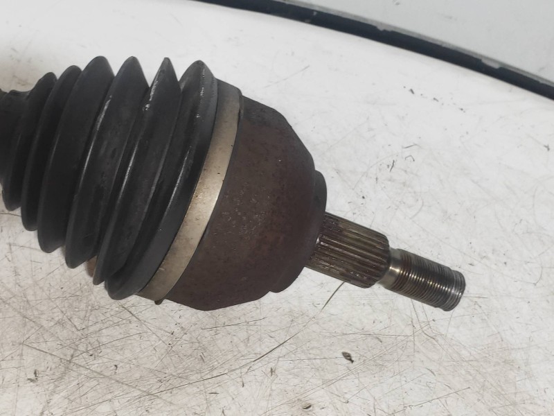 Recambio de transmision delantera derecha para ford kuga (cbv) titanium referencia OEM IAM 8V413B436BD  