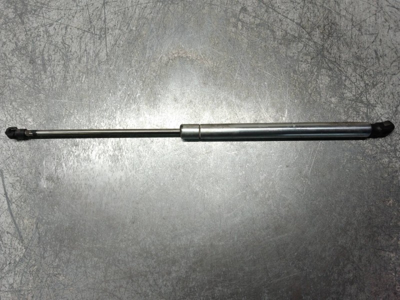 Recambio de amortiguadores capo para volkswagen polo (9n1) highline referencia OEM IAM   0310N