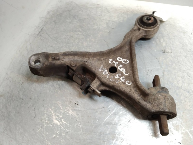 Recambio de brazo suspension inferior delantero izquierdo para volvo s60 berlina 2.4 (103kw) referencia OEM IAM   