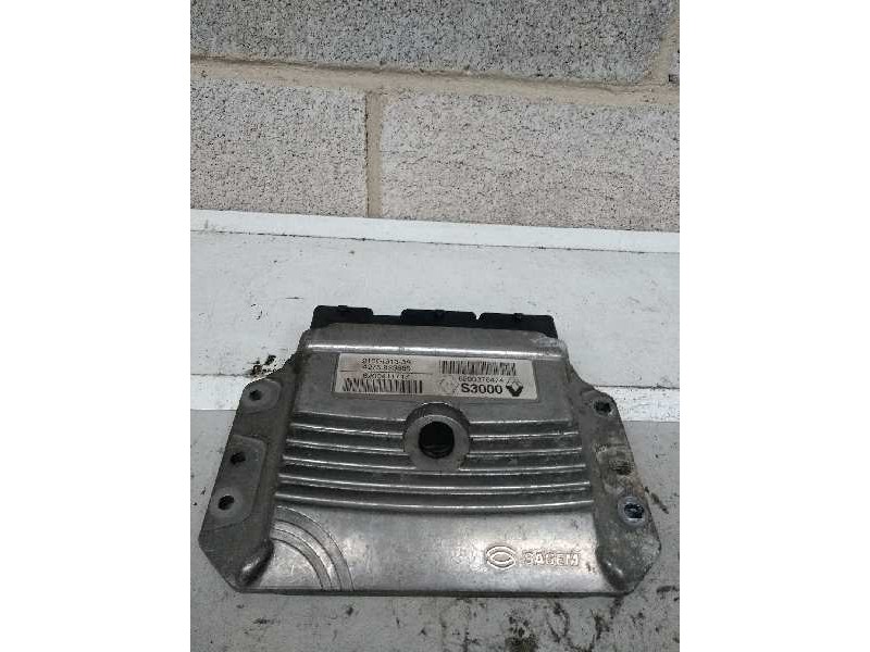 Recambio de centralita motor uce para renault modus 1.4 16v referencia OEM IAM 215849133A 8200376474 S3000 8200411717