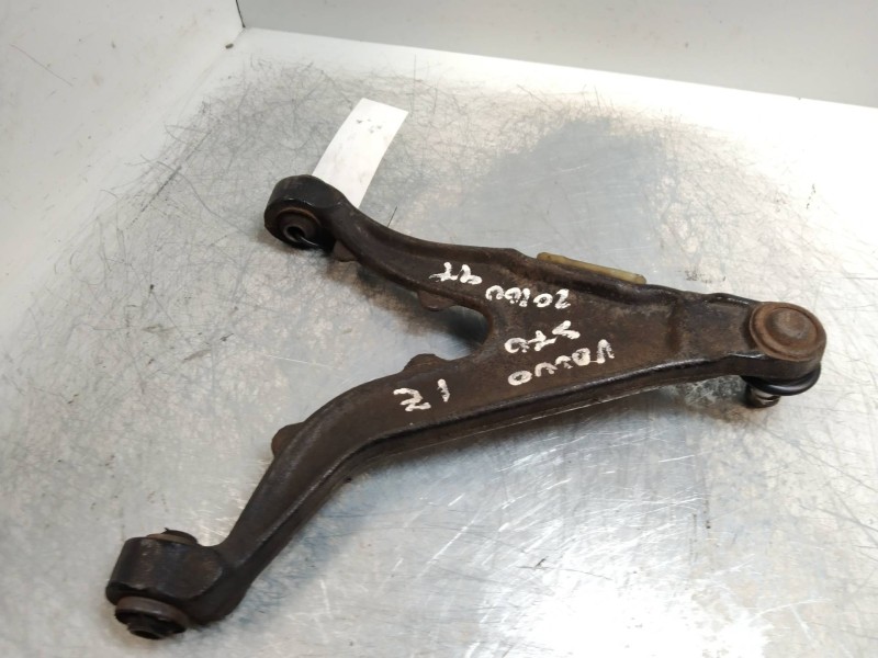 Recambio de brazo suspension inferior delantero izquierdo para volvo s70 berlina 2.0 cat referencia OEM IAM   