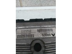Recambio de centralita motor uce para renault megane ii berlina 3p 1.6 16v referencia OEM IAM 215842882A 8200298457 S3000 820032 2