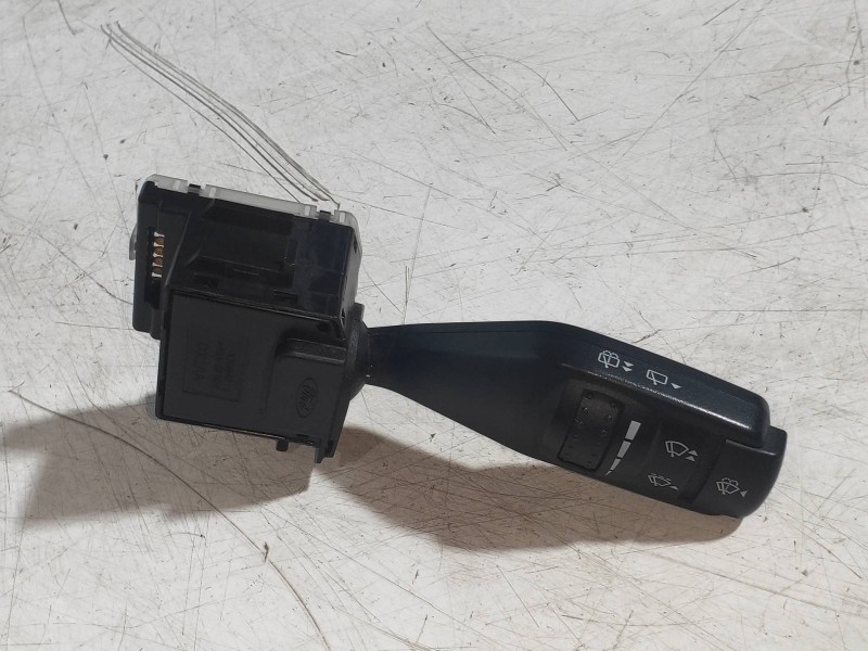 Recambio de mando limpia para ford kuga (cbv) titanium referencia OEM IAM   