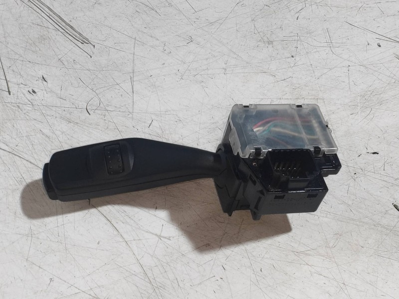 Recambio de mando limpia para ford kuga (cbv) titanium referencia OEM IAM   