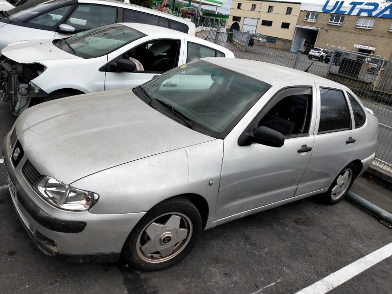 seat cordoba berlina (6k2) del año 2002