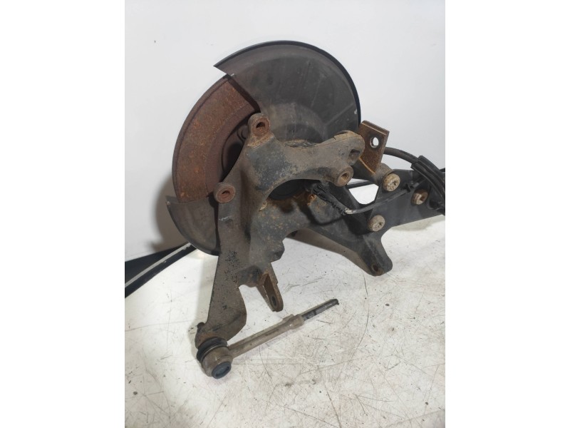 Recambio de mangueta trasera izquierda para ford kuga (cbv) titanium referencia OEM IAM   