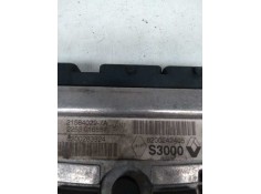 Recambio de centralita motor uce para renault megane ii classic berlina 1.6 16v referencia OEM IAM 215840297A 8200242405 S3000 8 2