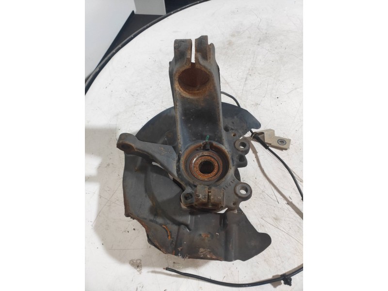 Recambio de mangueta delantera izquierda para ford kuga (cbv) titanium referencia OEM IAM 8V413K171AD  