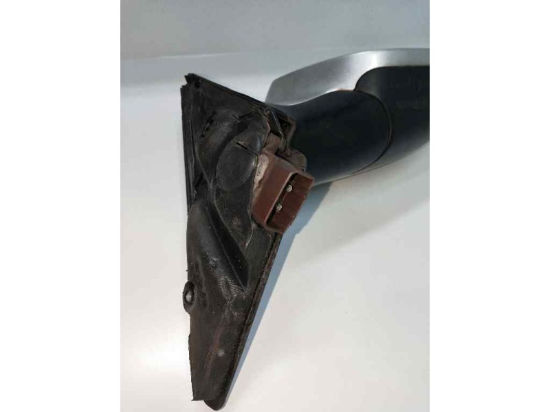 Recambio de retrovisor derecho para audi 100 berlina (c4) 2.6 v6 cat (abc) referencia OEM IAM   ELECTRICO