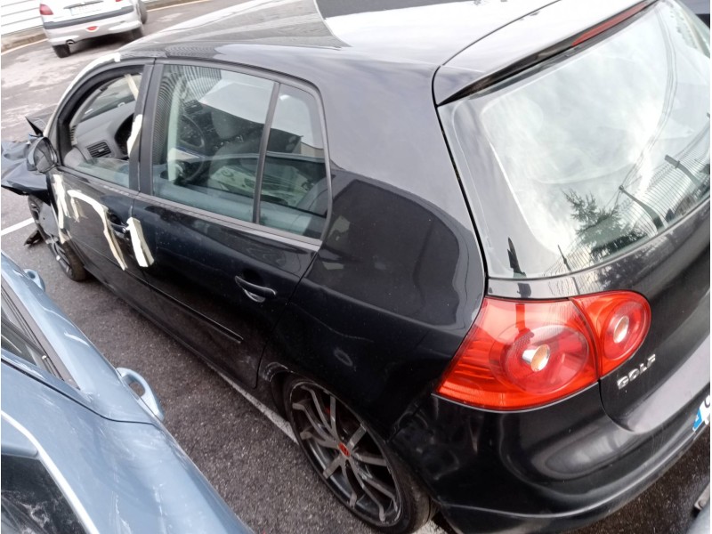 volkswagen golf v berlina (1k1) del año 2004