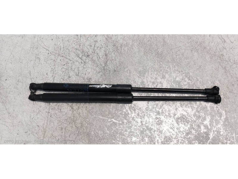 Recambio de amortiguadores capo para bmw serie 1 coupe (e82) 120d referencia OEM IAM 51237118370  