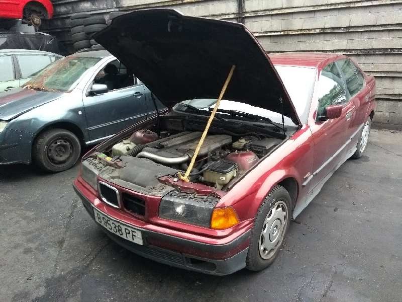 bmw serie 3 berlina (e36) del año 1994