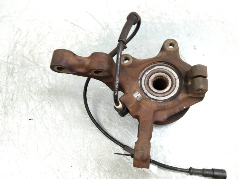 Recambio de mangueta delantera izquierda para renault megane i classic (la0) 1.6e rn referencia OEM IAM   