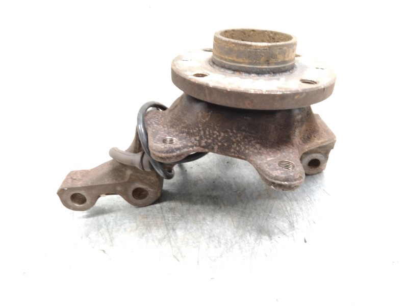 Recambio de mangueta delantera izquierda para renault megane i classic (la0) referencia OEM IAM   