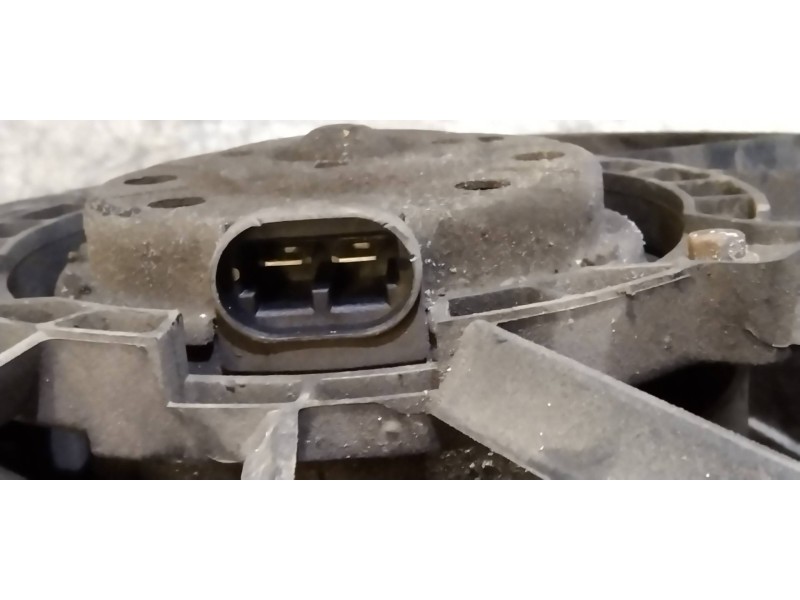 Recambio de electroventilador para renault clio ii fase i (b/cbo) 1.9 d referencia OEM IAM 7700836310 9020933Q 