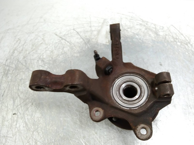 Recambio de mangueta delantera derecha para renault megane i classic (la0) referencia OEM IAM    Recambio de mangueta delantera derecha para renault megane i classic (la0) referencia OEM IAM