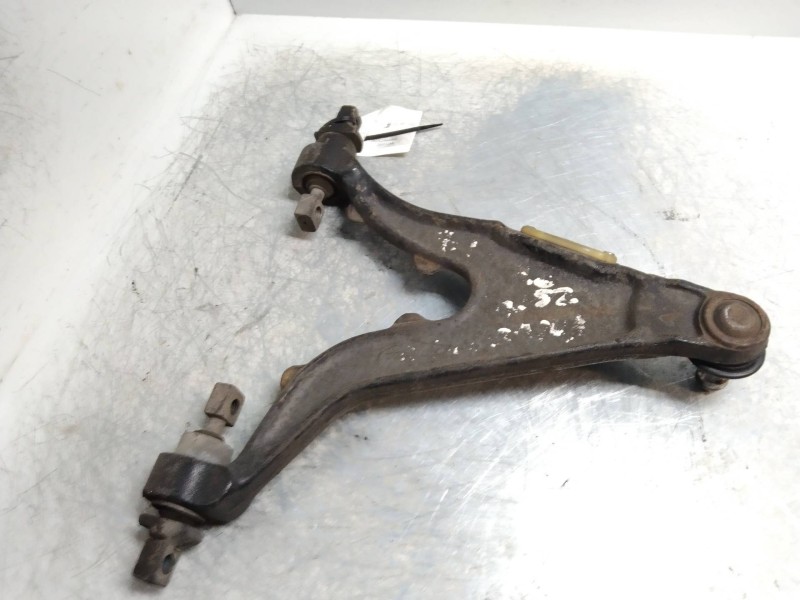 Recambio de brazo suspension inferior delantero izquierdo para volvo v70 familiar 2.5 turbodiesel referencia OEM IAM   